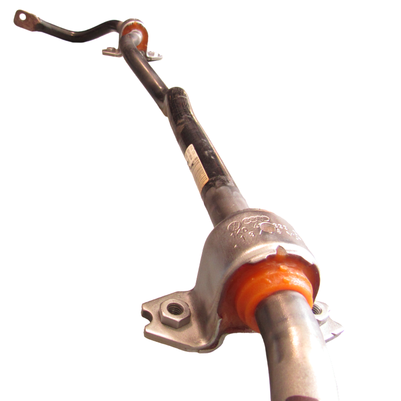 Передній стабілізатор Volkswagen Passat 2005-2010 втулки ВВАРЕНІ в стабілізатор